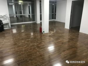 6.16白云区胜特科技办公室复合地板安装工程案例分享
