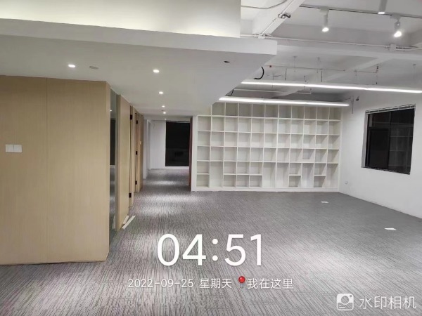 广州韦格斯杨设计公司-片材PVC刷胶地板铺装案例